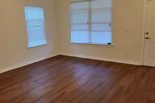 322 7th Ave N, Texas City, TX 77590 - Photo 6
