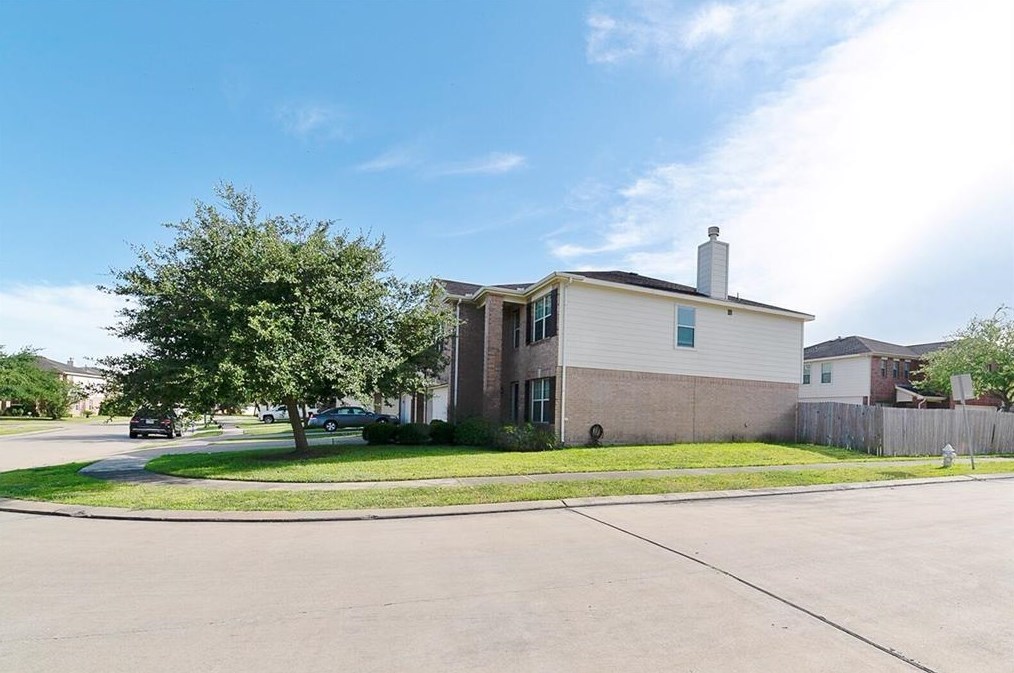 2002 Declaration Dr, Missouri City, TX 77459