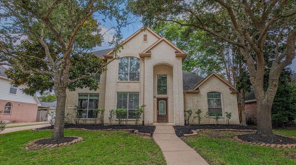 13411 Shady Bay Ct, Sugar Land, TX 77498