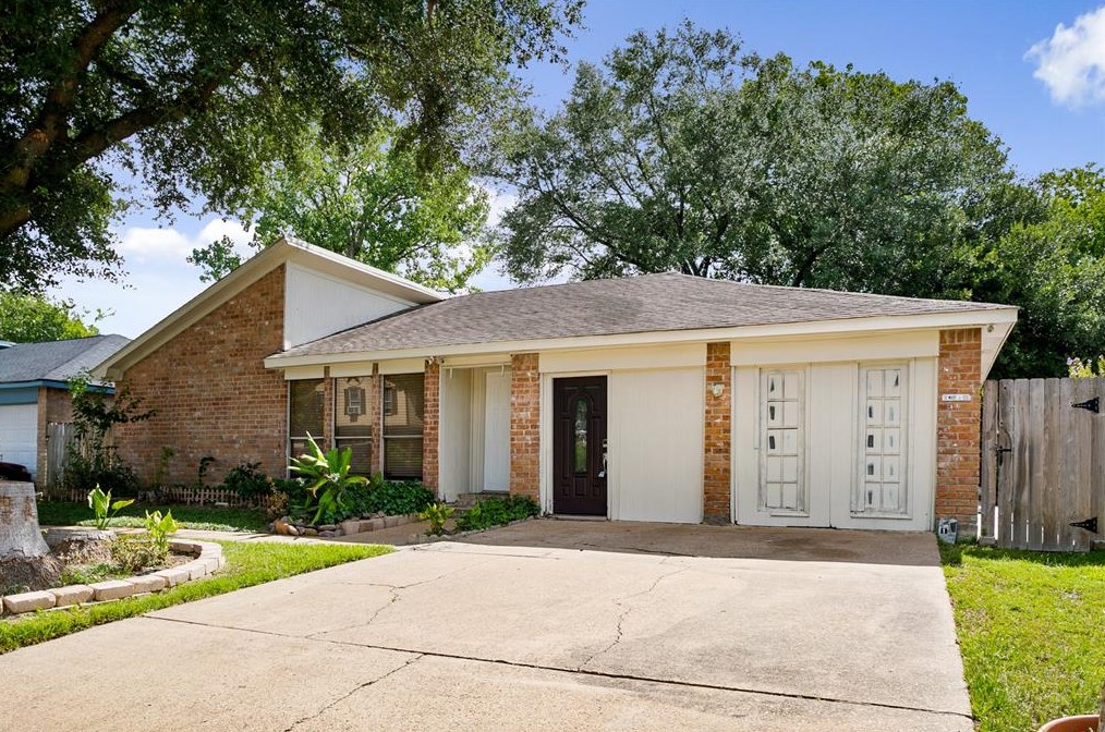12610 Havenrock Dr, Houston, TX 77038-2021