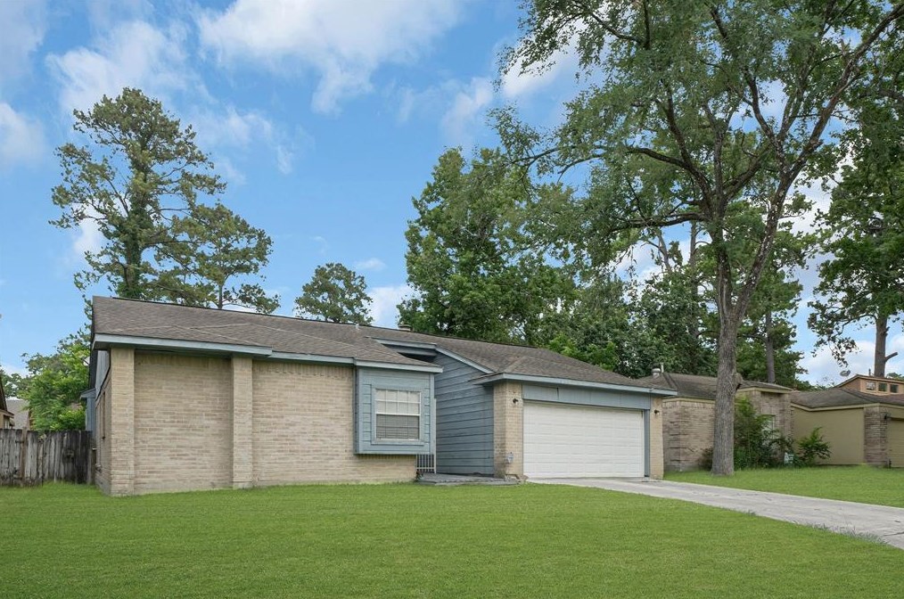 3907 Monteith Dr, Spring, TX 77373-8815
