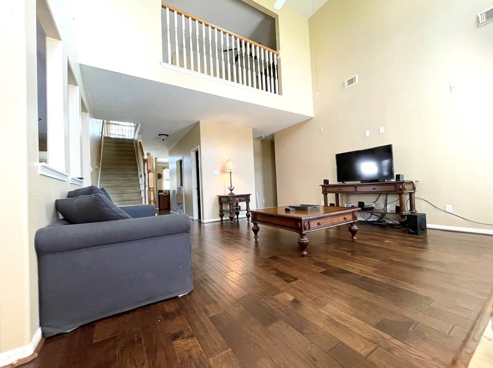 4206 Cantrell Ct, Sugar Land TX  77479-5156 exterior