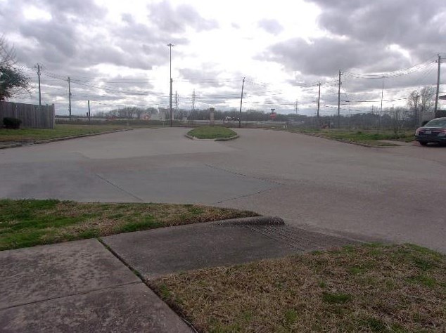 11143 Bradford Way Dr, Houston TX  77075-2424 exterior