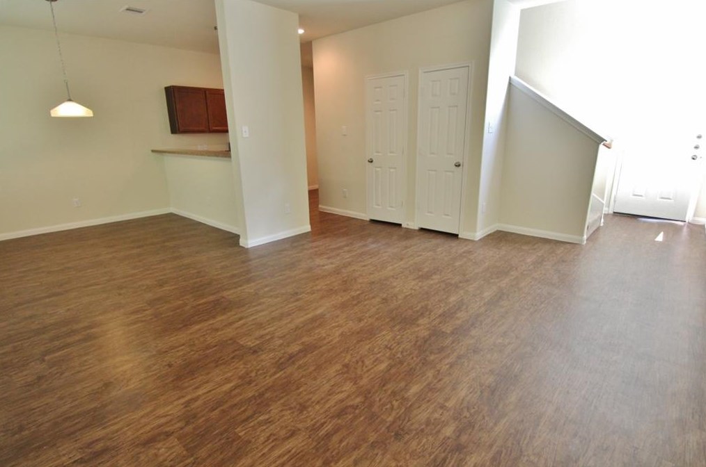 5938 Santa Bernadetta, Houston, TX 77017