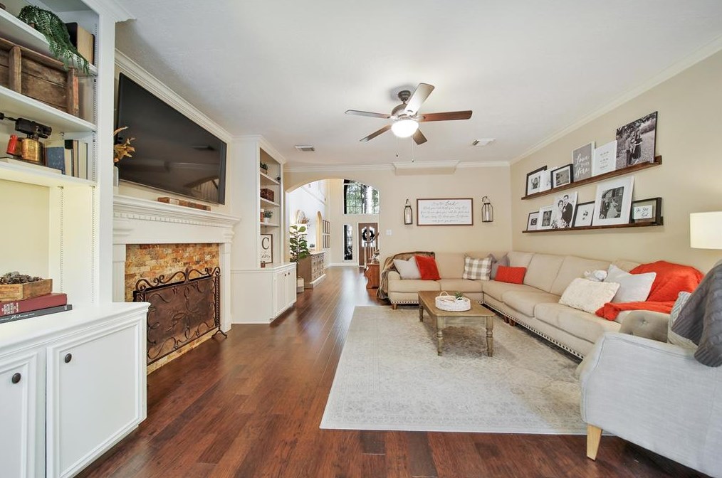 23 Townsend Pl, Spring TX 77382-1015 exterior