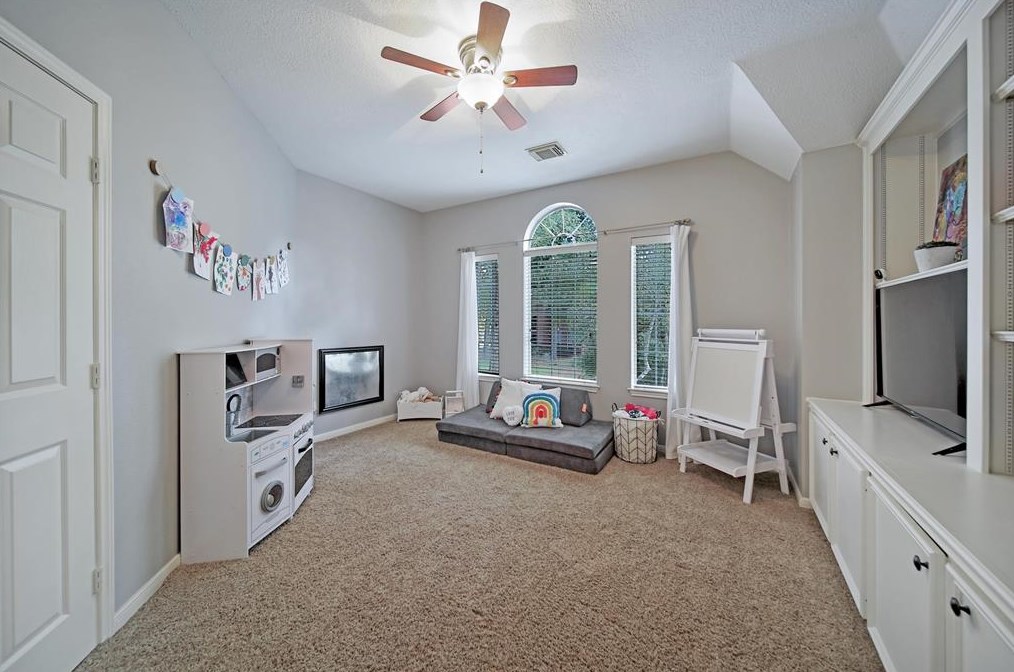 23 Townsend Pl, Spring TX 77382-1015 exterior