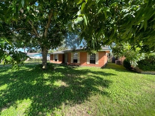 3206 Garapan St, Houston, TX 77091