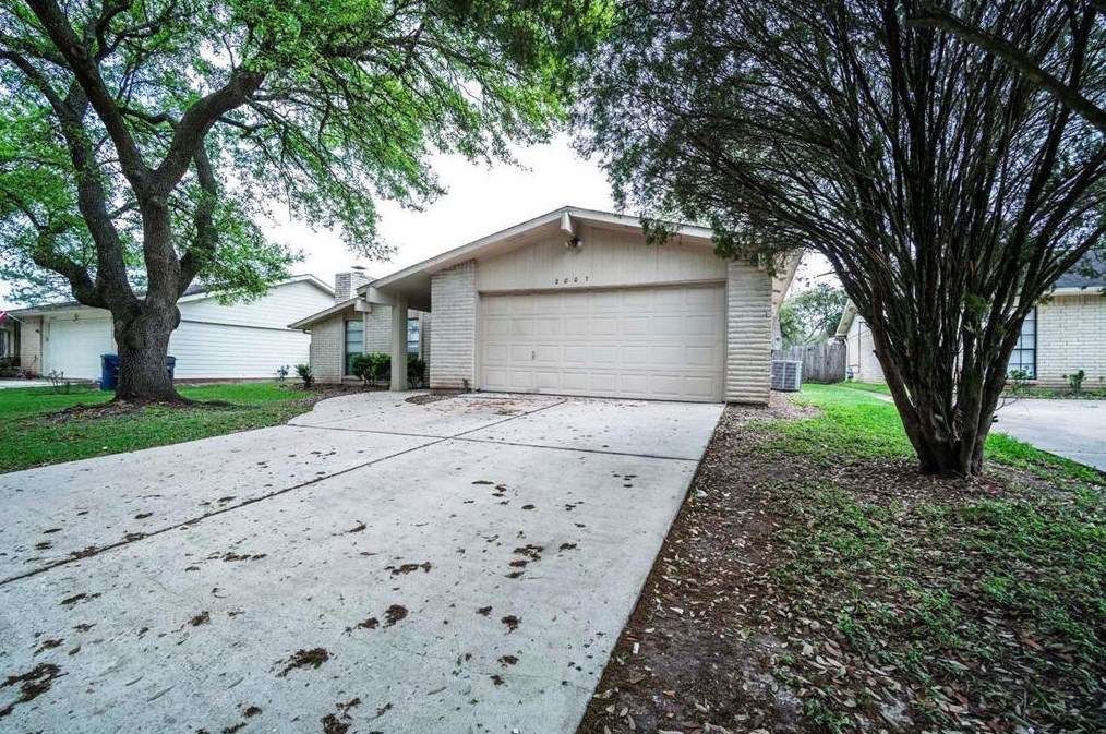 2007 Quail Valley E Dr, Missouri City, TX 77459