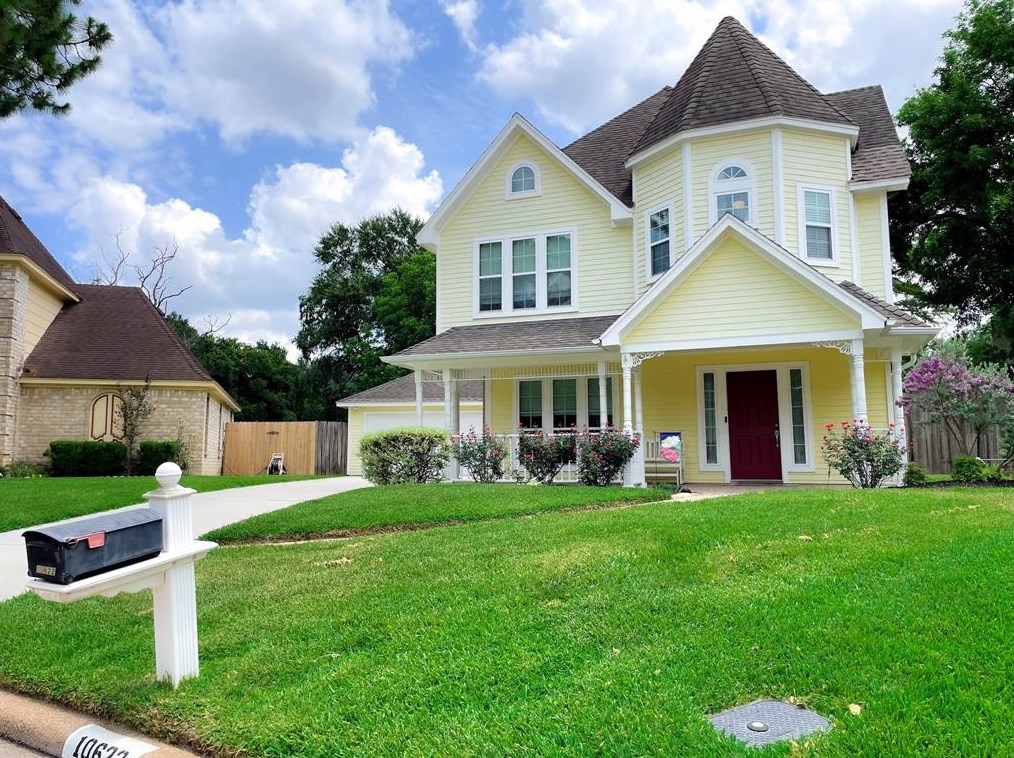 10622 Duke Of York Ct, Houston, TX 77070-4027