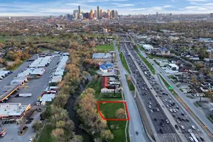 2636 North Fwy, Houston, TX 77009 - Photo 1