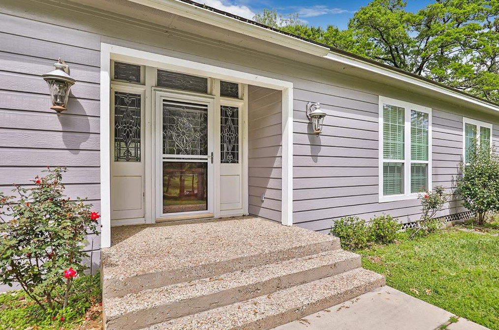 234 El Dorado Dr, Livingston TX  77351-0541 exterior