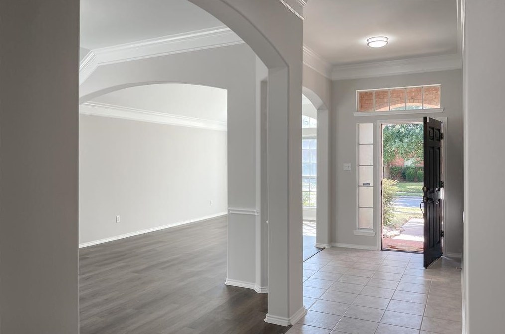 419 Sterling Heights Ln, Houston, TX 77094-3498