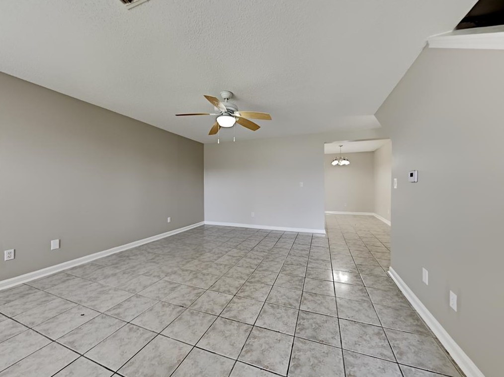 3146 Kelling St, Houston, TX 77045