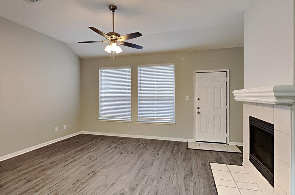 6954 Sterling Meadow Dr, Katy, TX 77449