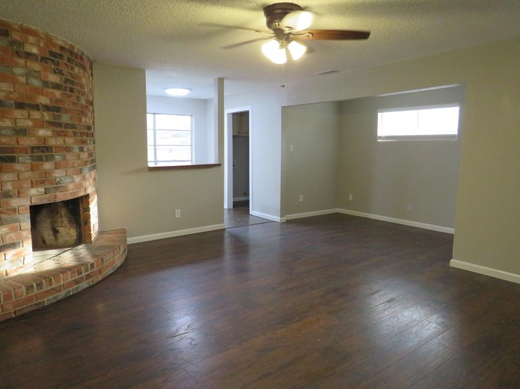 11330 Sagetrail Dr, Houston TX  77089-4418 exterior