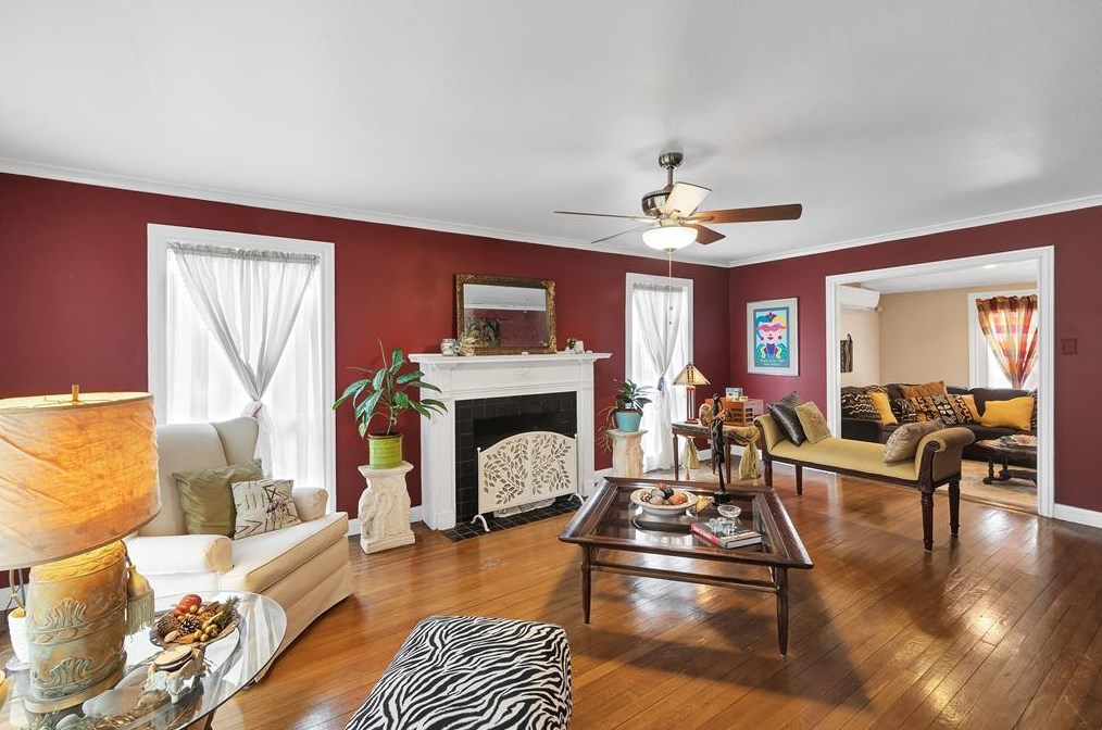 4306 Fernwood Dr, Houston, TX 77021-1641