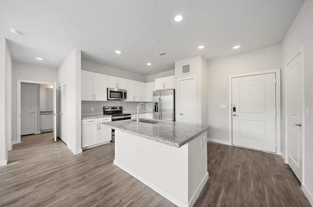 15255 Fm 529 Rd #b2, Houston, TX 77095