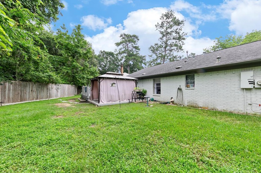 3319 Beaver Gln Dr, Humble TX 77339-1385 exterior