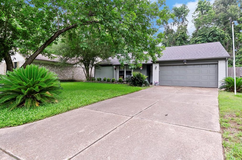 3319 Beaver Glen Dr, Humble, TX 77339-4606