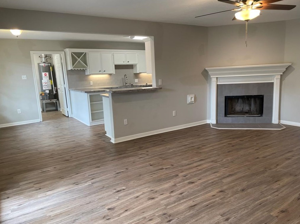 2611 Baycrest Dr, Houston TX  77058-3705 exterior