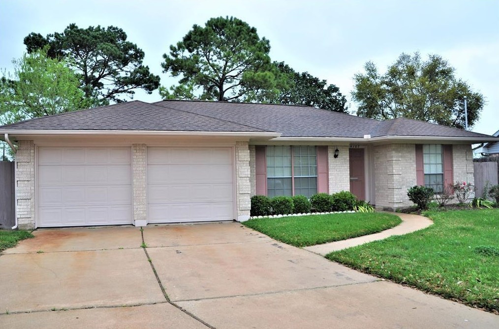 4107 War Admiral Dr, Pasadena, TX 77503-3417