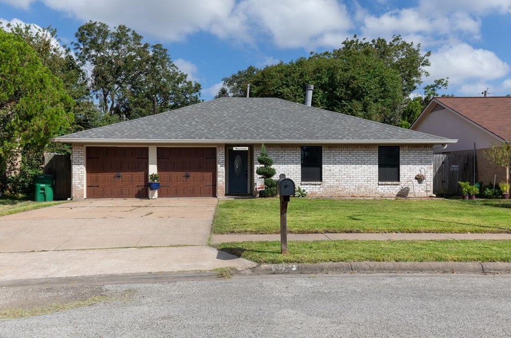 10550 Alcott Dr, Houston, TX 77043-2003