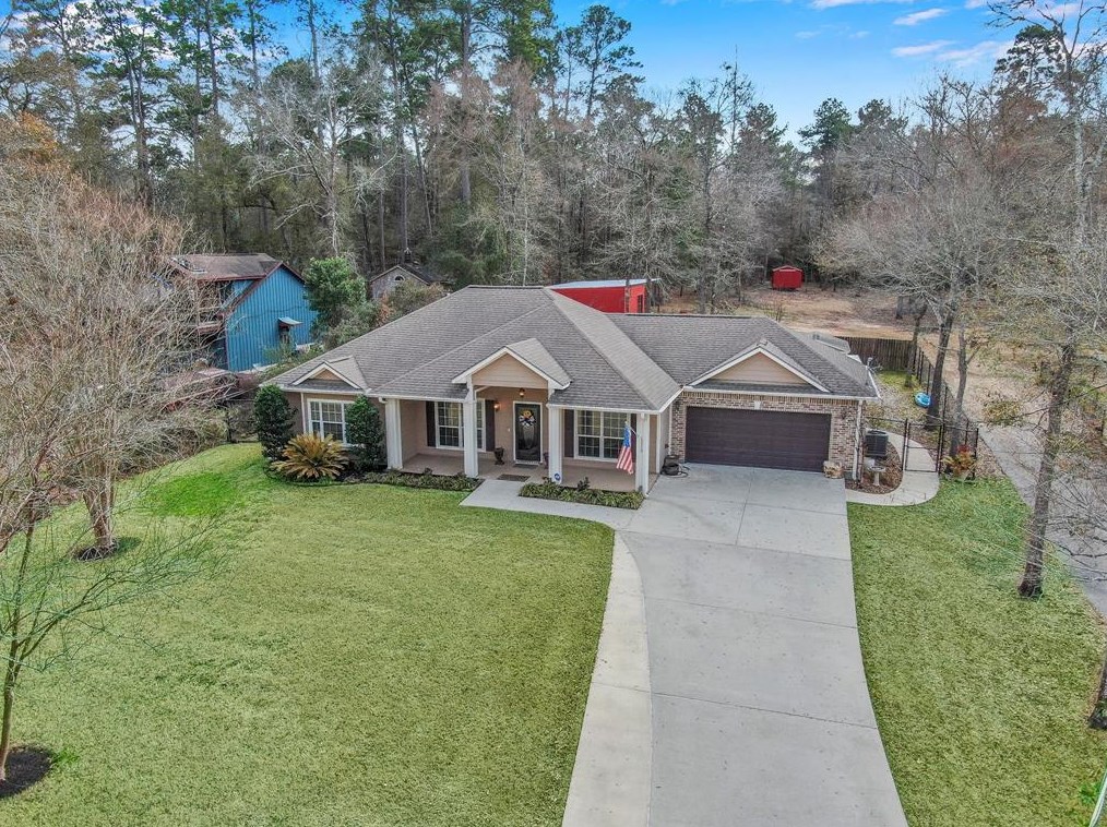 13319 Southshore Dr, Conroe, TX 77304