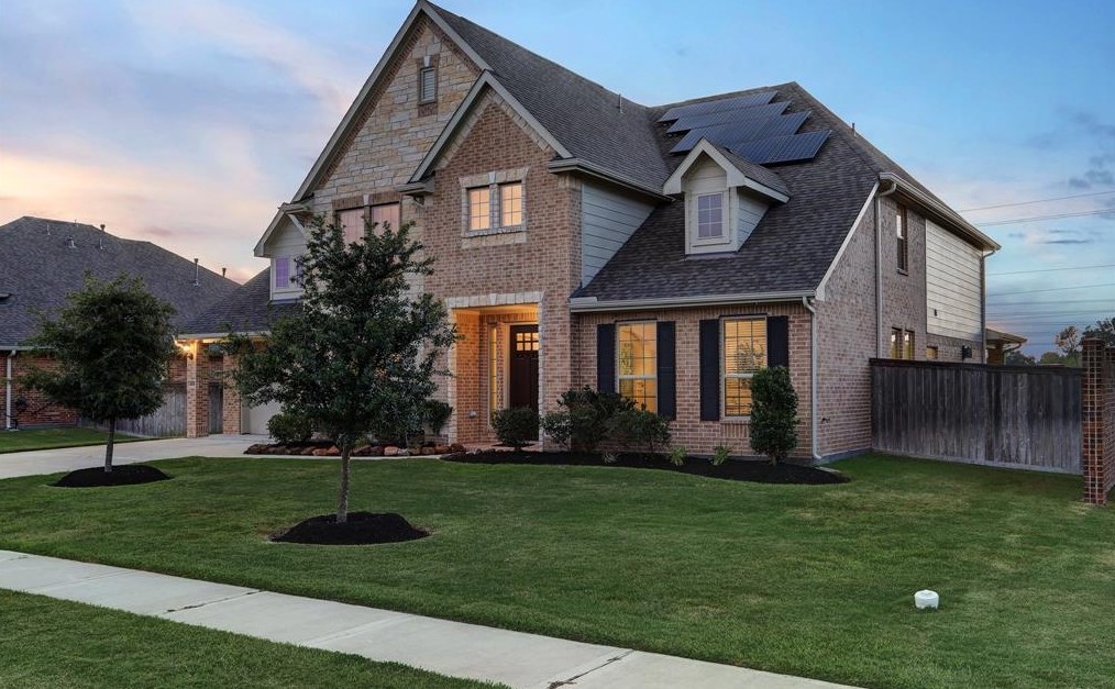4701 Eagle Cv, League City, TX 77573-1475