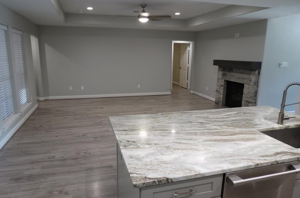 16303 Doverton Ln, Tomball TX  77377-8498 exterior