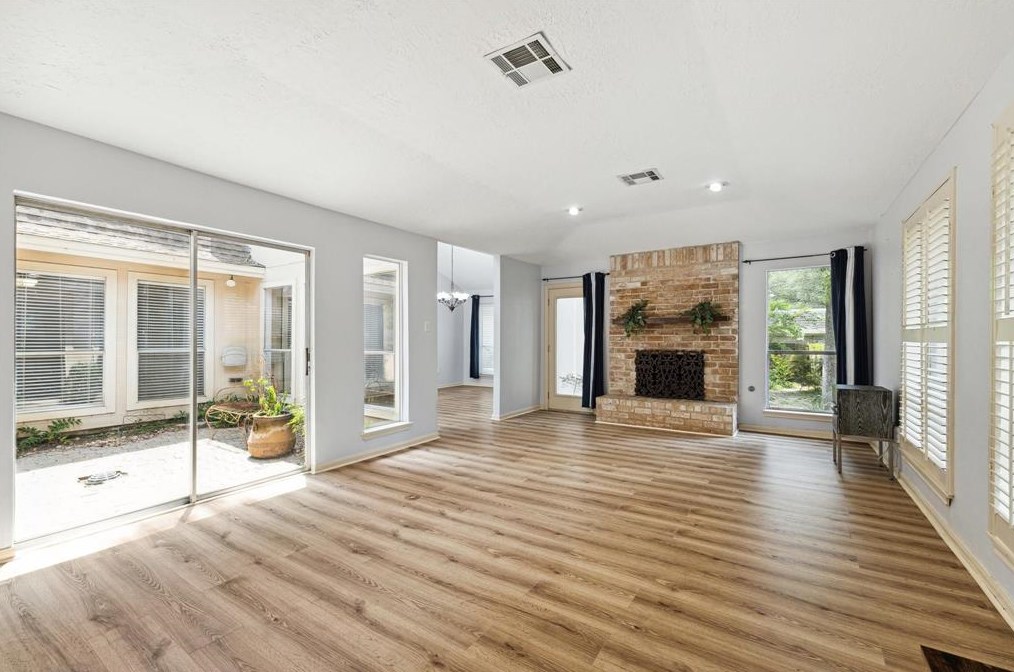 3822 Pineleaf Dr, Houston, TX 77068-1112