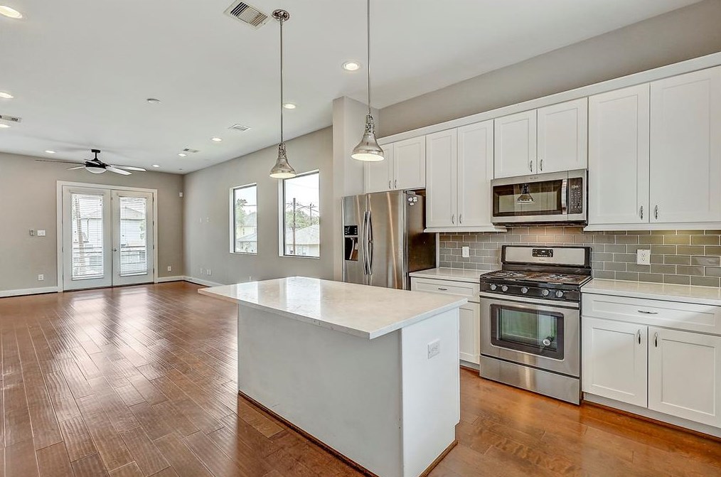 309 Ennis St, Houston TX  77003-4614 exterior