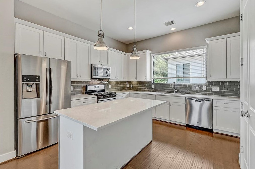 309 Ennis St, Houston TX  77003-4614 exterior