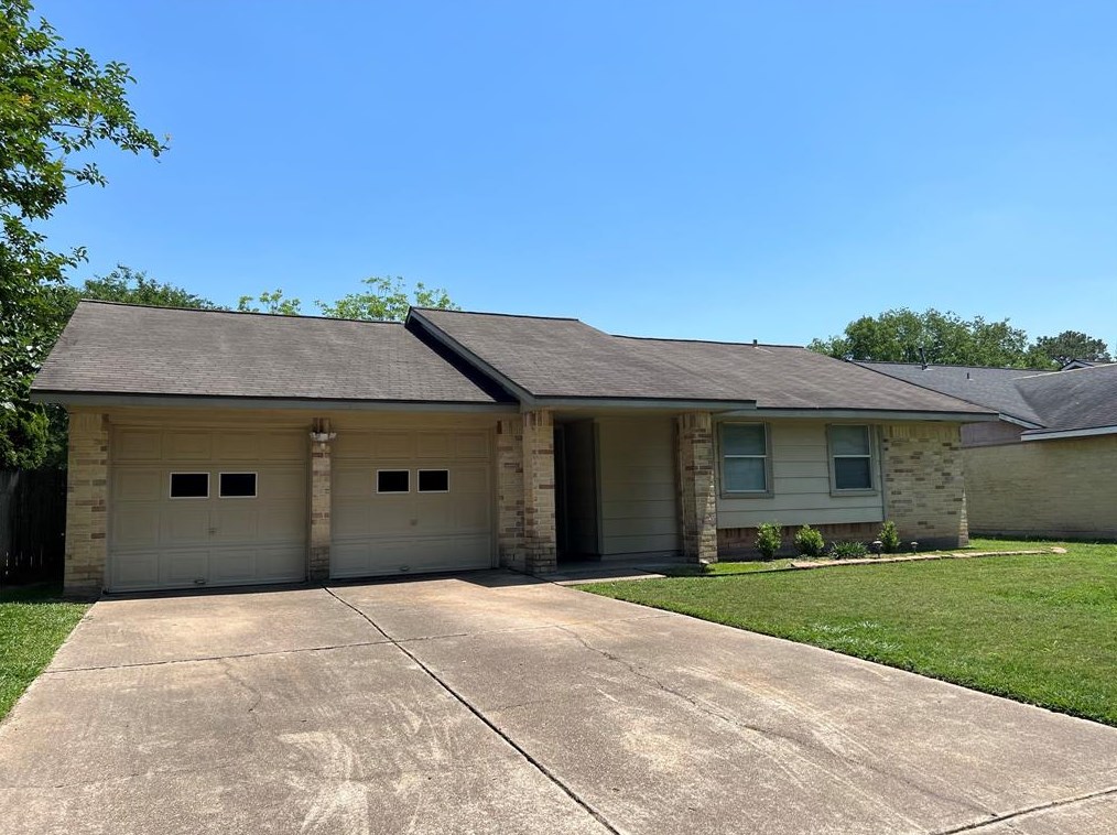 7430 Woodoak Dr, Houston, TX 77040