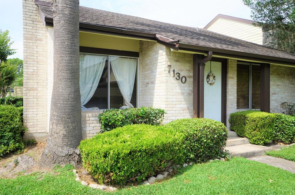 7130 S Dairy Ashford Rd, Houston, TX 77072