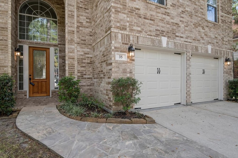 35 York Gate Ct, Spring TX  77382-1319 exterior