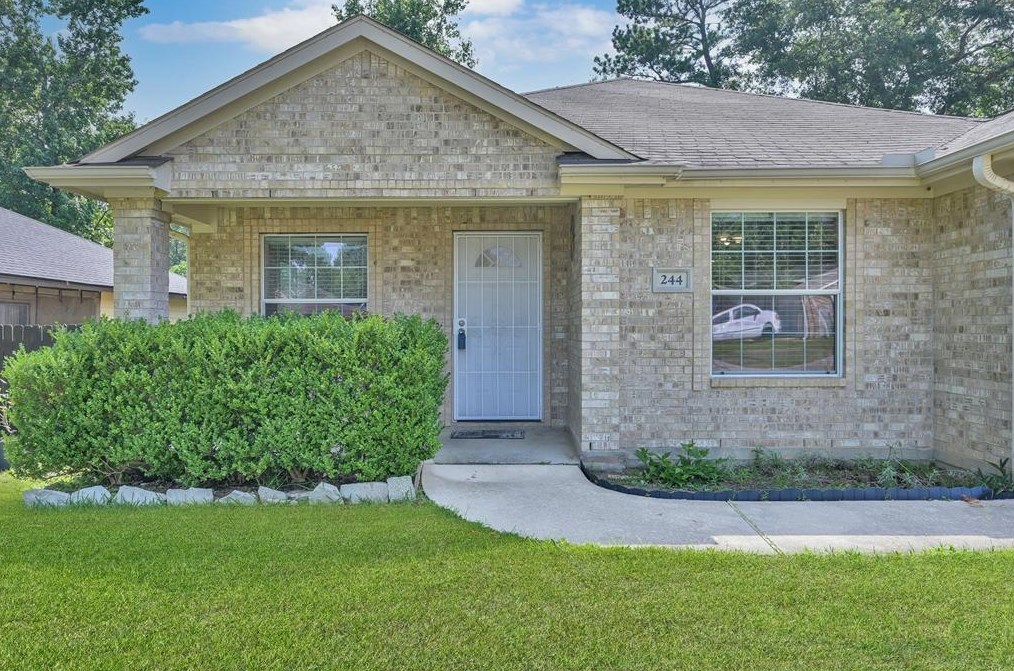 244 Longview St, Conroe, TX 77301