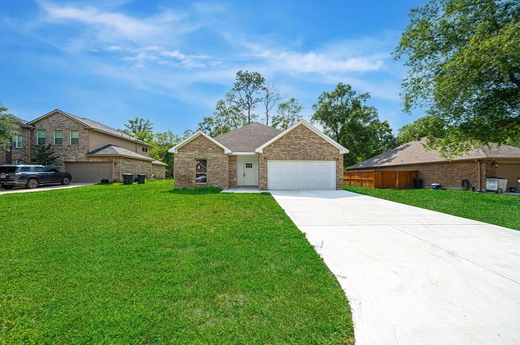 15915 Challenger Dr, Crosby, TX 77532-5308