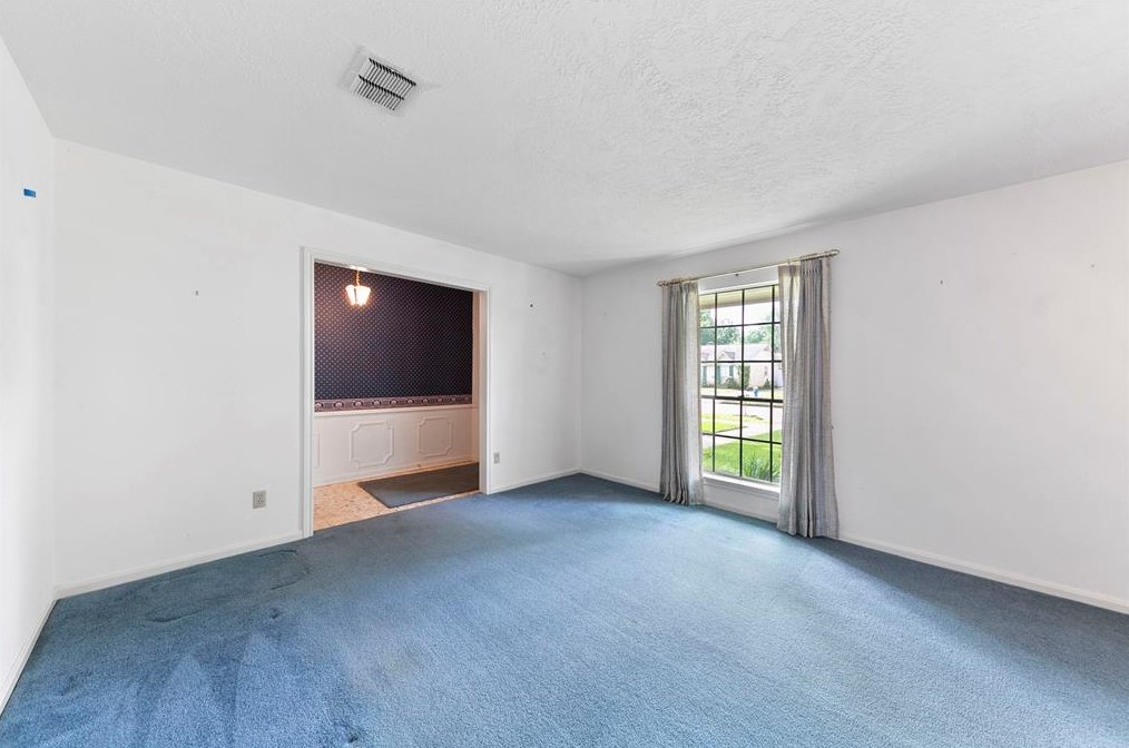9726 Springmont Dr, Houston TX  77080-1440 exterior