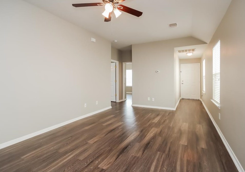 6302 Mountain Pines Ln, Katy, TX 77449