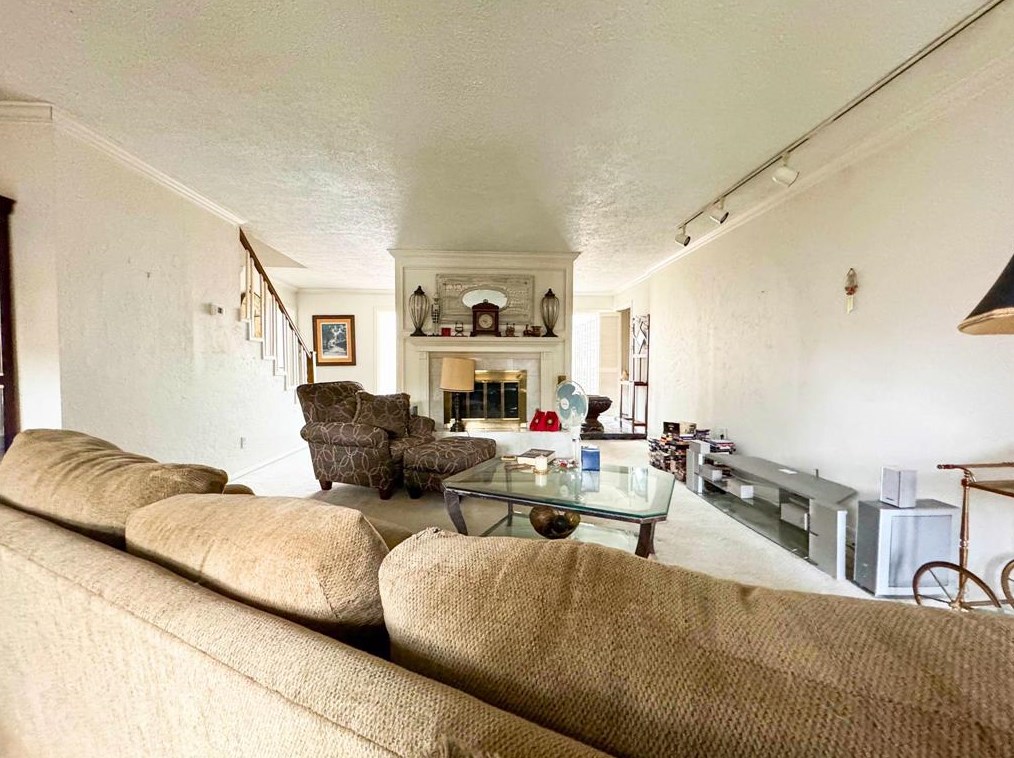 3807 Glenheather Dr, Houston TX  77068-2409 exterior