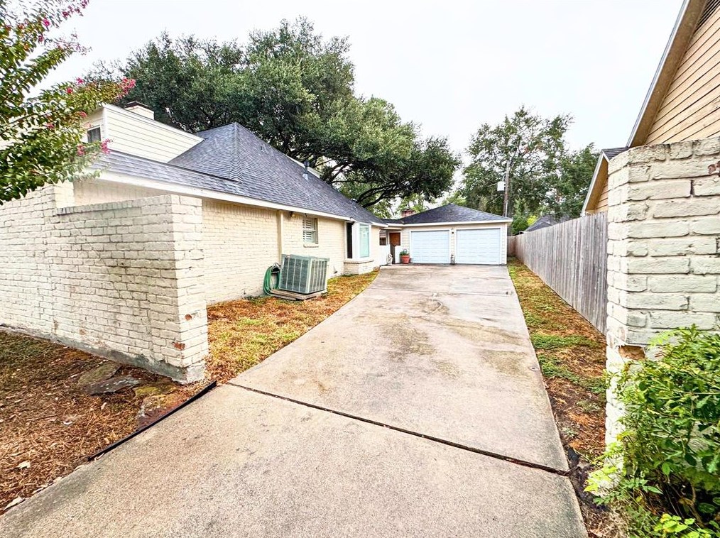 3807 Glenheather Dr, Houston, TX 77068-2407