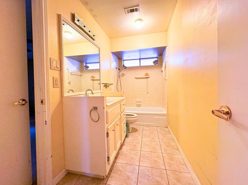 3807 Glenheather Dr, Houston TX  77068-2409 exterior