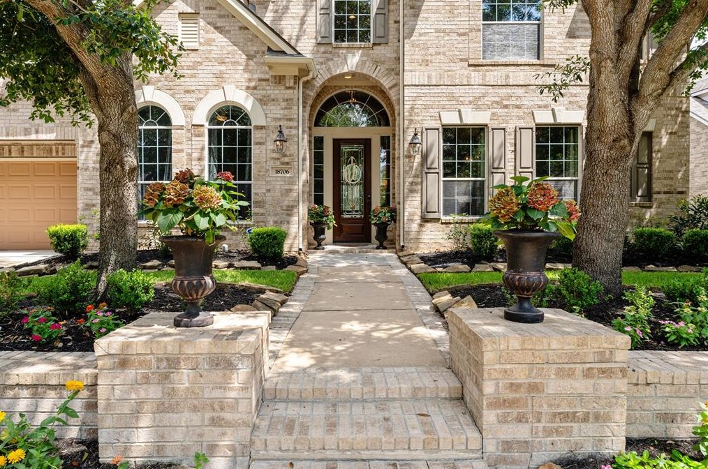 18706 Colony Shore Dr, Cypress, TX 77433-2484