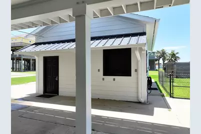 2583 Breaker Drive, Crystal Beach, TX 77650 - Photo 50