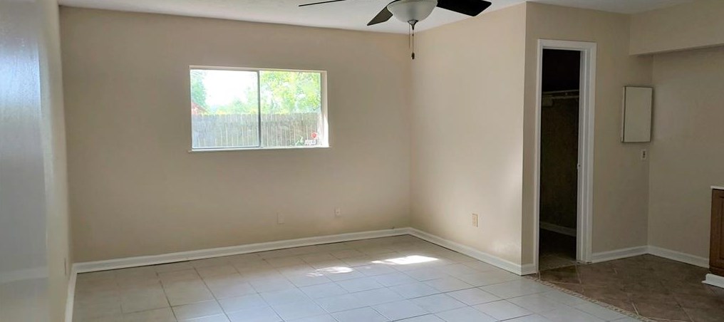 2443 Heritage Bnd Dr, Houston TX  77598-3116 exterior