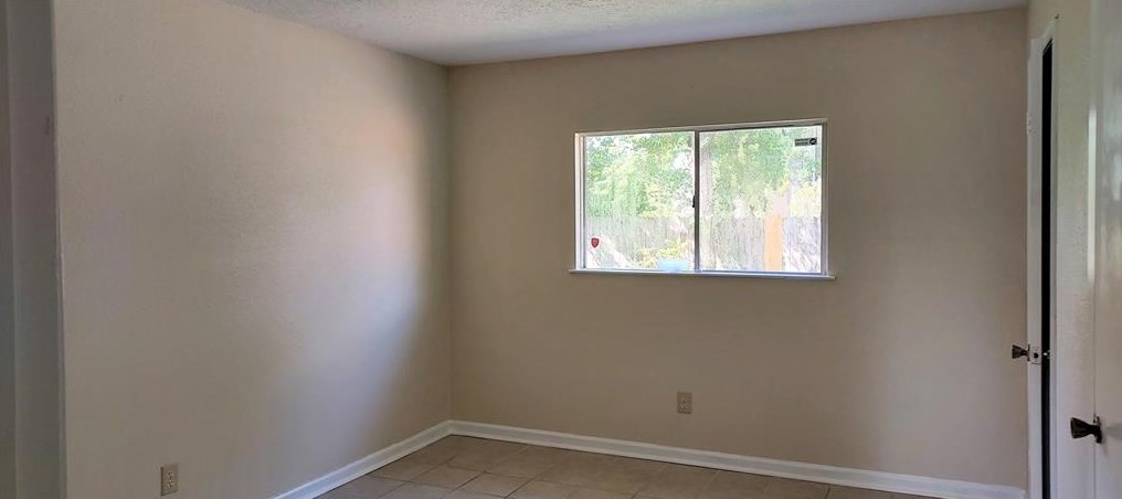2443 Heritage Bnd Dr, Houston TX  77598-3116 exterior