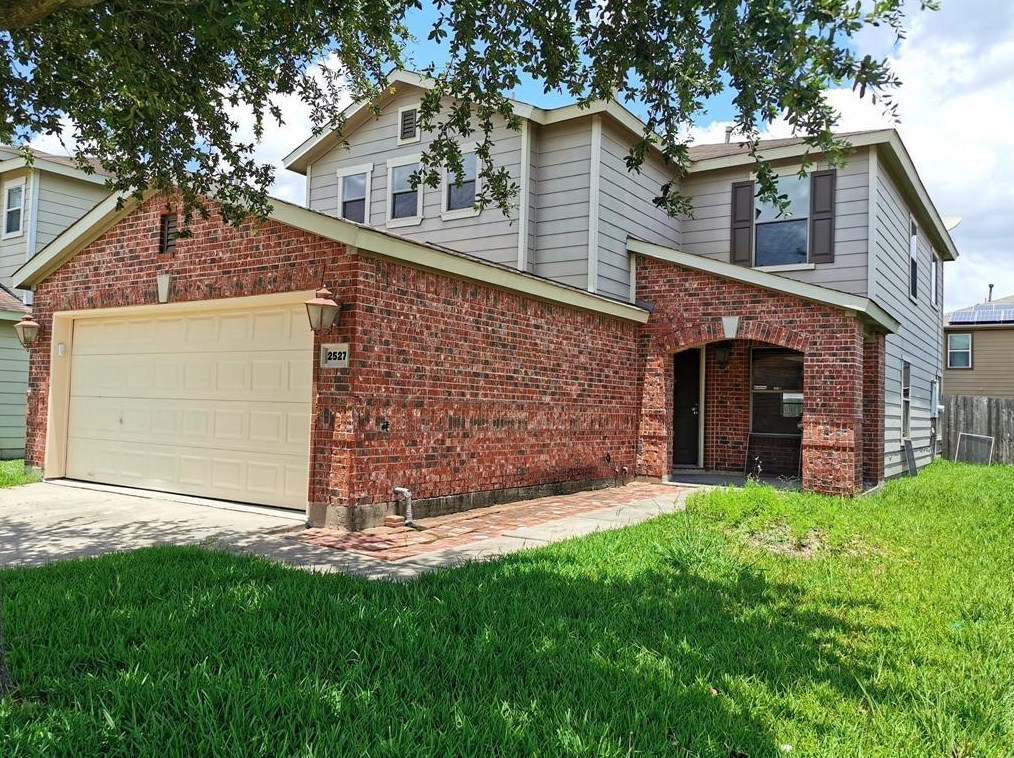 2527 Skyview Cove Ct, Houston, TX 77047