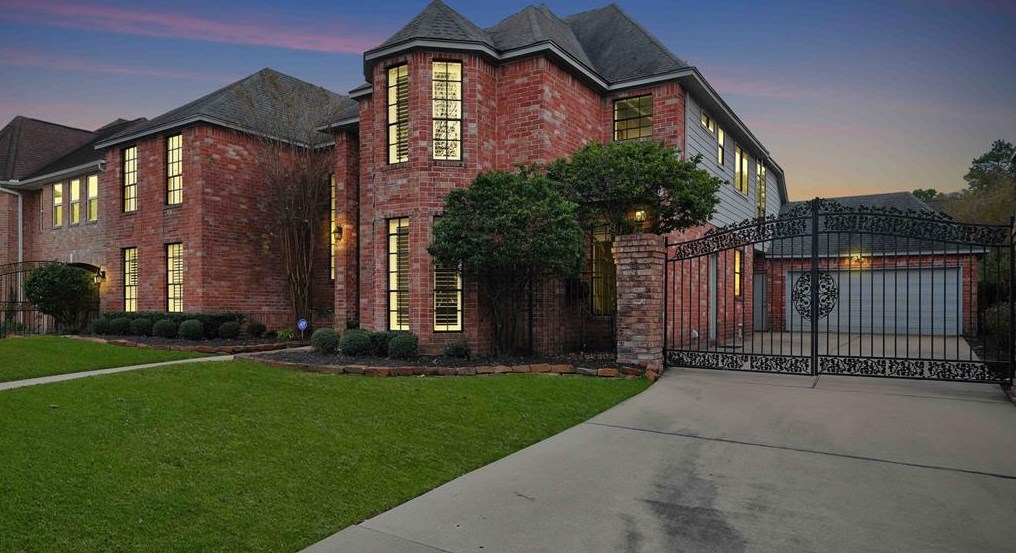 7607 Naremore Dr, Spring TX 77379-4663 exterior