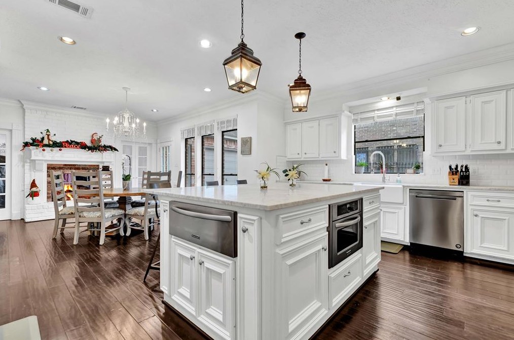 7607 Naremore Dr, Spring TX 77379-4663 exterior