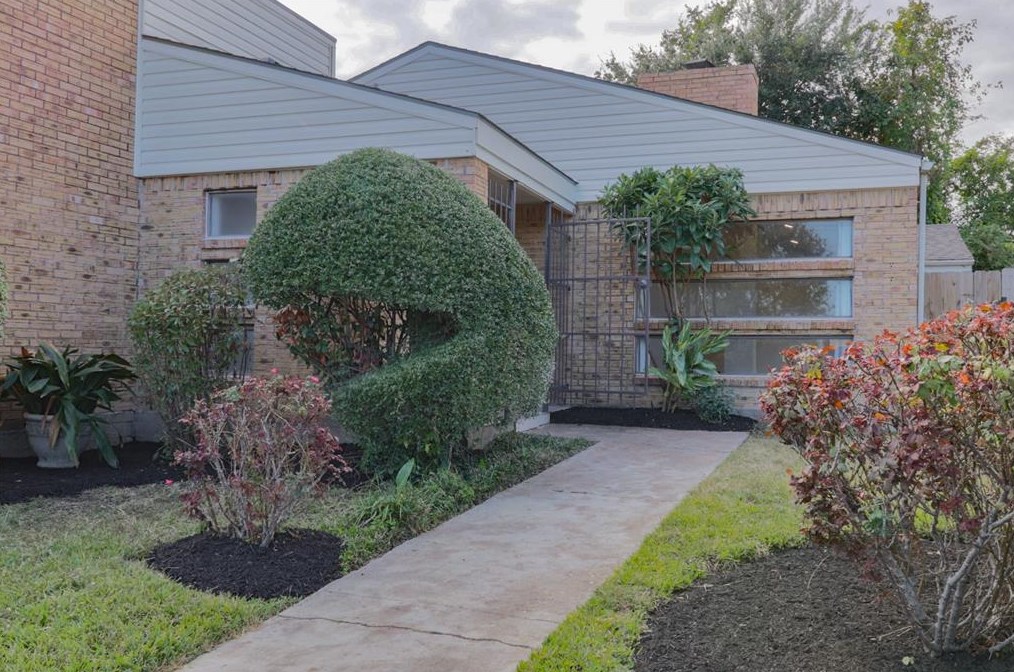 11410 Pepperdine Ln, Houston, TX 77071-2312